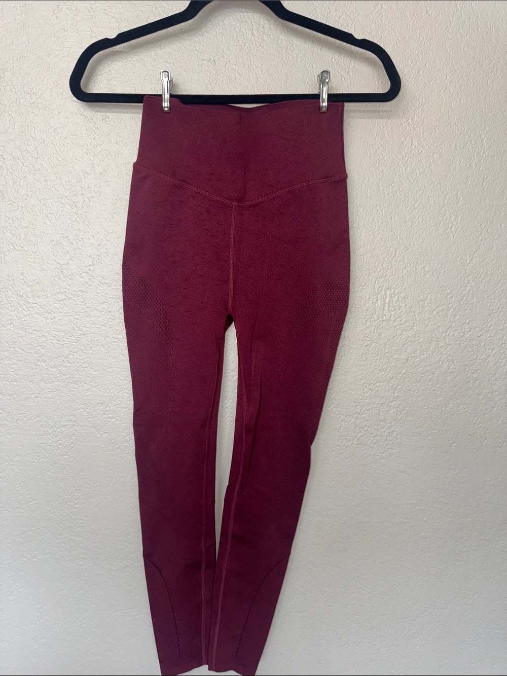 Fabletics High-Rise Burgundy Seamless Leggings